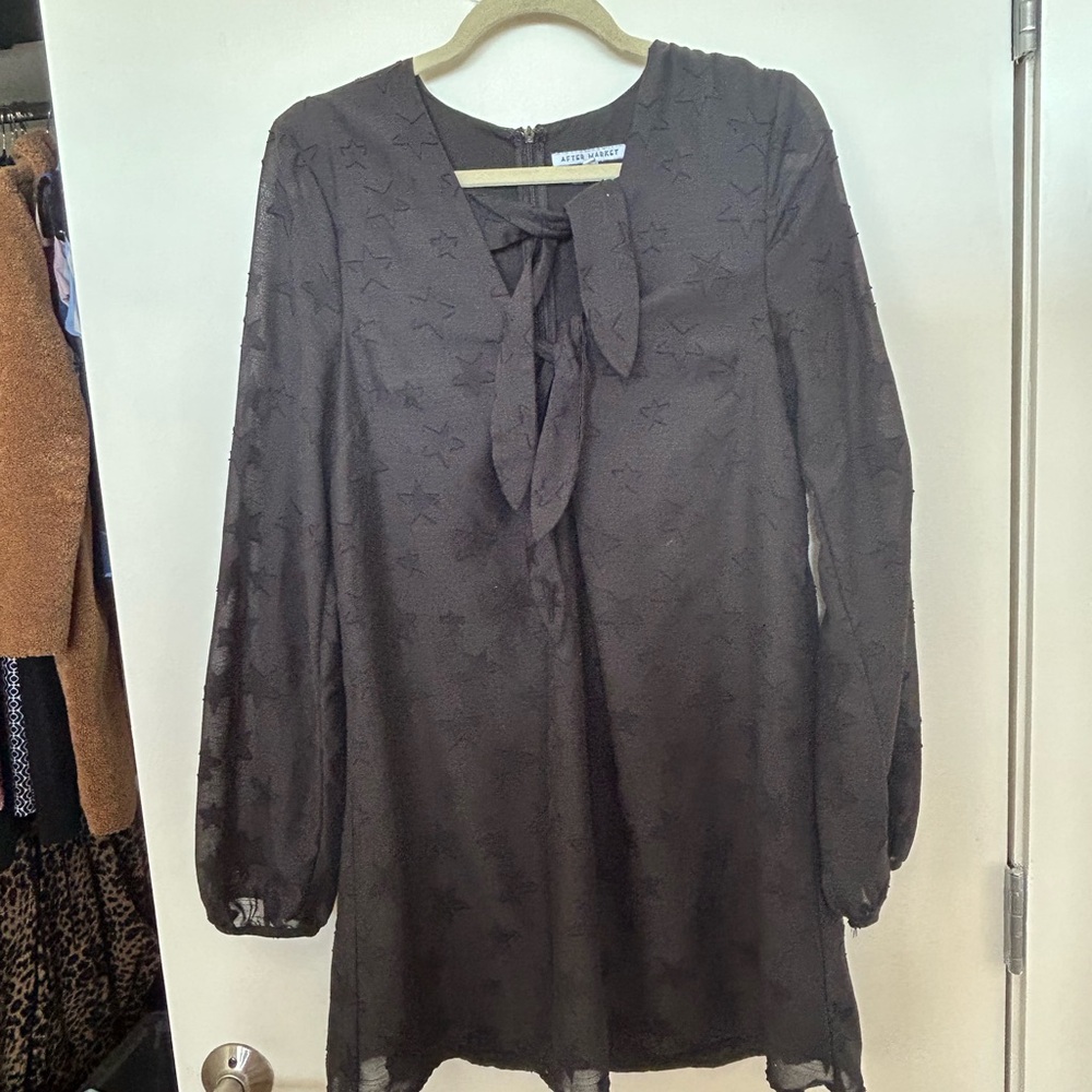 Elegant Black Star Pattern Dress